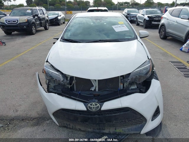 Toyota COROLLA LE 2017 5YFBURHE4HP668130 Image 12