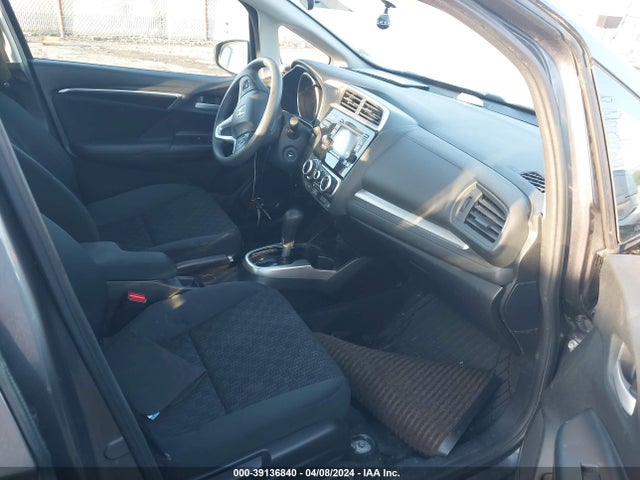 Honda FIT LX 2017 3HGGK5H57HM706026 Image 5