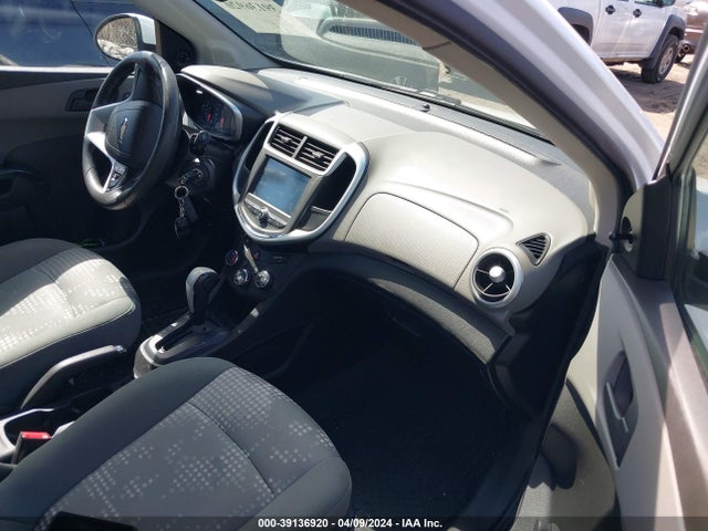 Chevrolet Sonic Lt Auto 2017 1G1JG6SH6H4146308 Image 5