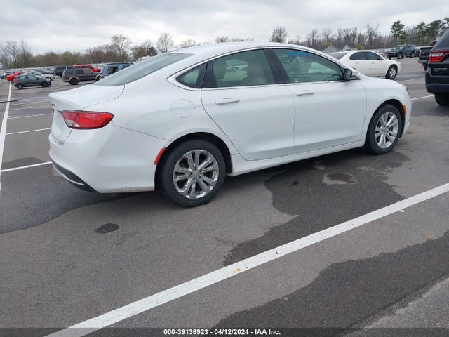 Chrysler 200 Limited Platinum 2017 1C3CCCAB1HN500273 Image 4