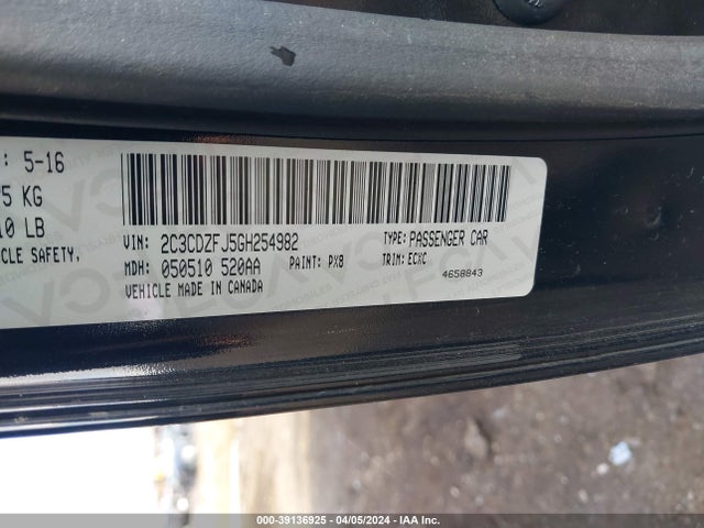 Dodge Challenger 392 Hemi Scat Pack Shaker 2016 2C3CDZFJ5GH254982 Image 9