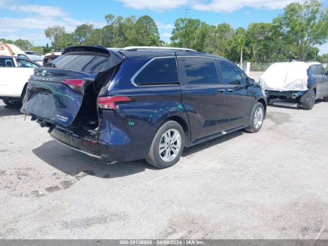 5TDESKFC4NS043516 Toyota Sienna Platinum