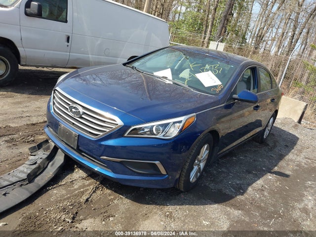 Hyundai SONATA SE 2017 5NPE24AFXHH579460 Image 2