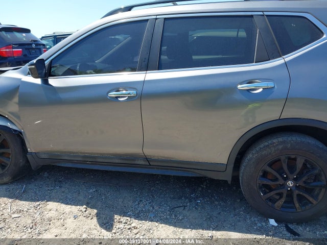 Nissan ROGUE SV 2018 5N1AT2MV1JC749754 Image 14
