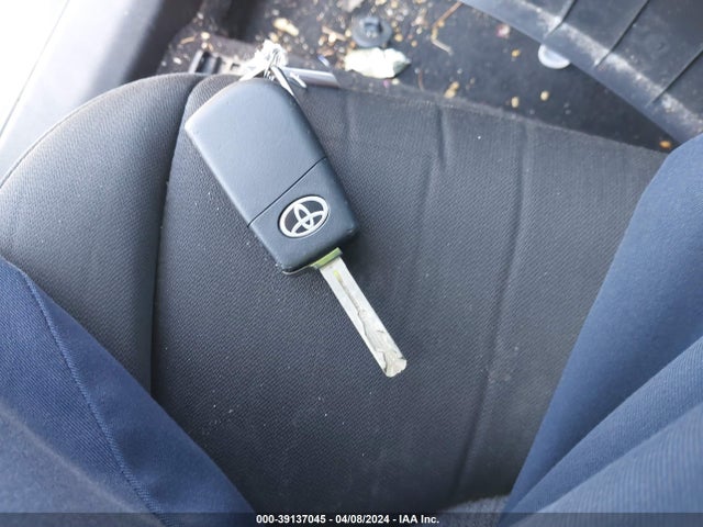 Toyota CAMRY LE 2018 4T1B11HK2JU145063 Image 11