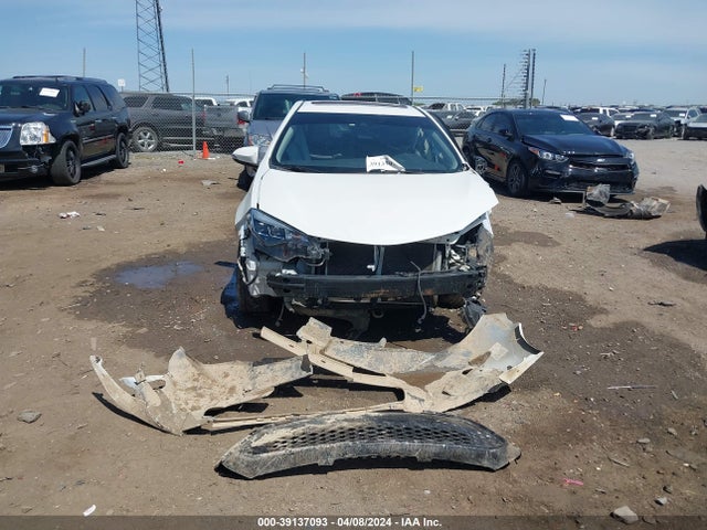 Toyota COROLLA SE 2017 5YFBURHE2HP575770 Image 12