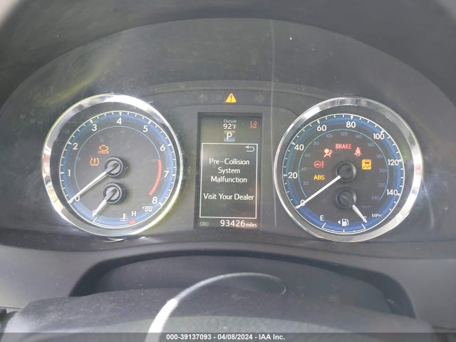 Toyota COROLLA SE 2017 5YFBURHE2HP575770 Image 7