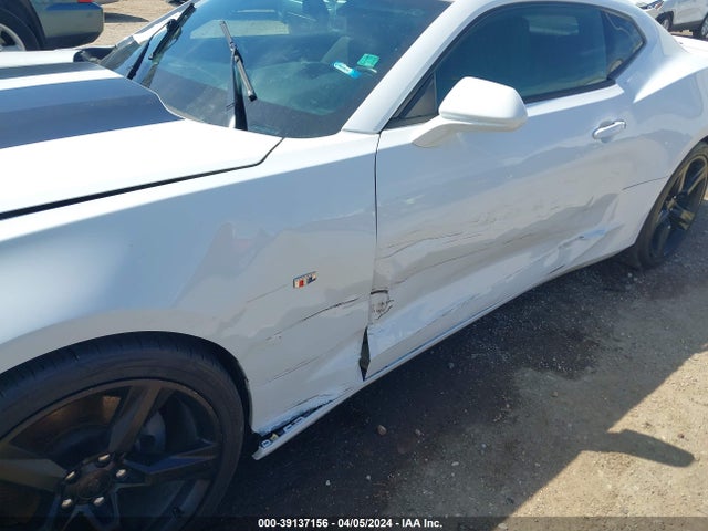Chevrolet Camaro 1lt 2017 1G1FB1RS3H0183803 Image 18