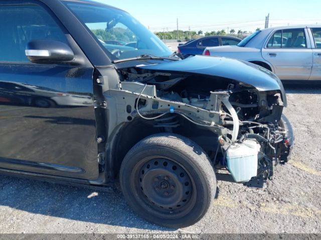 JTLZE4FE9FJ068422 Scion XB