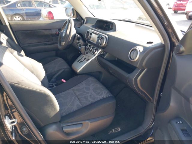 JTLZE4FE9FJ068422 Scion XB