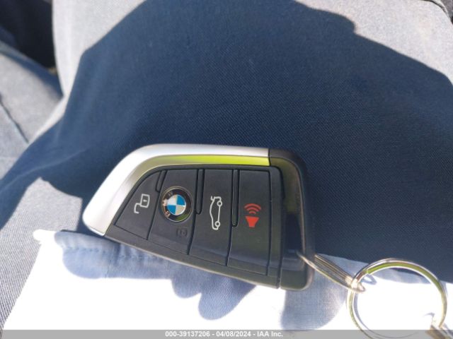3MW89FF01R8D84082 BMW 3 Series 330i Xdrive