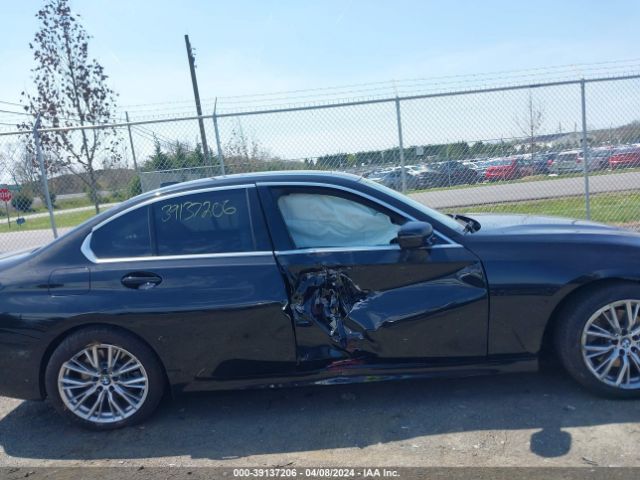 3MW89FF01R8D84082 BMW 3 Series 330i Xdrive