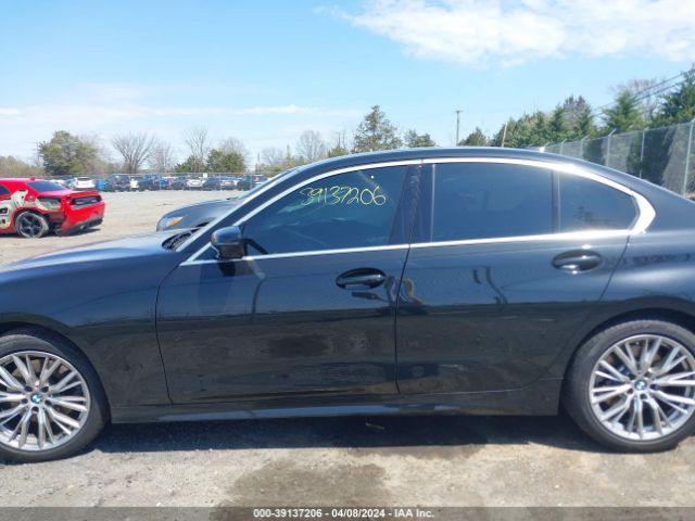 3MW89FF01R8D84082 BMW 3 Series 330i Xdrive