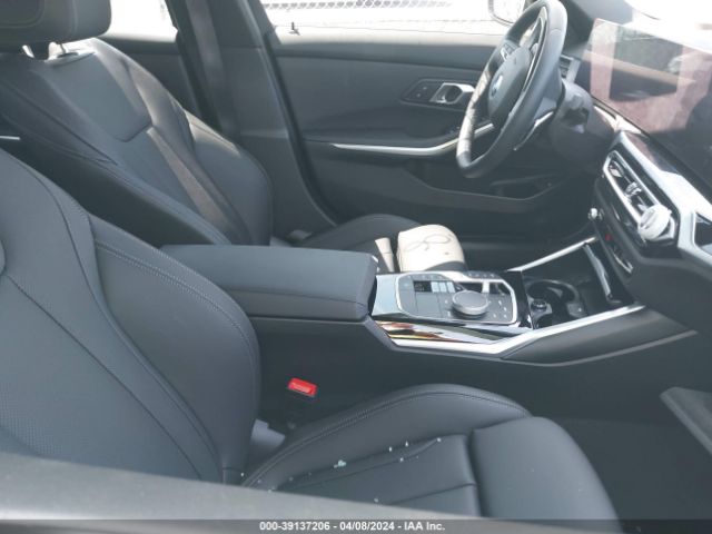 3MW89FF01R8D84082 BMW 3 Series 330i Xdrive