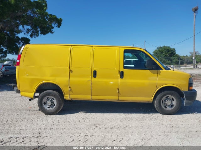 Chevrolet Express Cargo Rwd 2500 Regular Wheelbase Wt 2020 1GCWGAFP9L1252151 Image 13