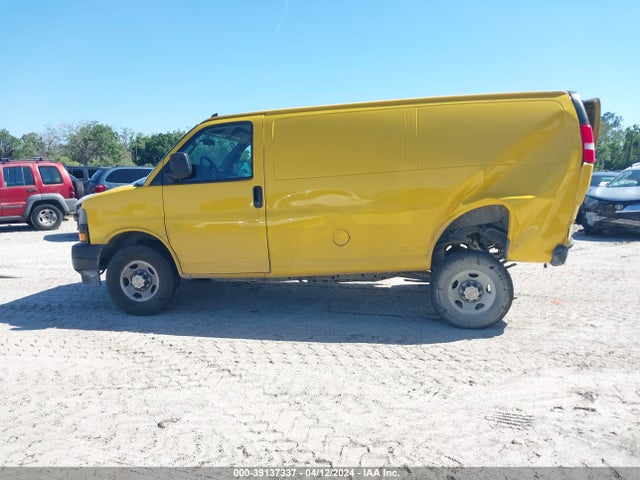 Chevrolet Express Cargo Rwd 2500 Regular Wheelbase Wt 2020 1GCWGAFP9L1252151 Image 14