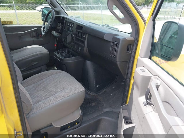 Chevrolet Express Cargo Rwd 2500 Regular Wheelbase Wt 2020 1GCWGAFP9L1252151 Image 5