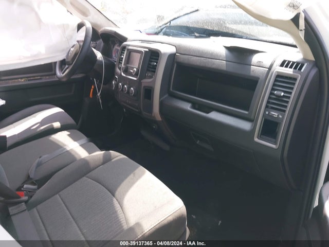1C6RR6KG9PS565038 RAM 1500 Classic Tradesman  4x2 5'7 Box
