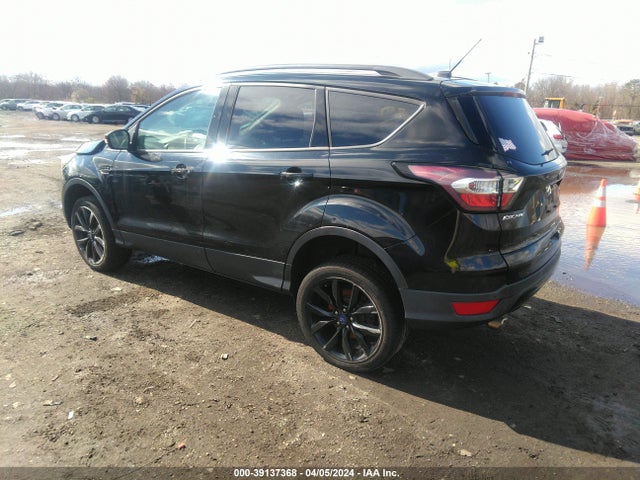 Ford Escape Titanium 2017 1FMCU9JD5HUE42277 Image 3