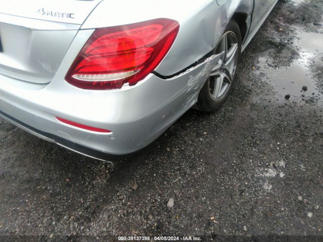 WDDZF4KBXKA520964 Mercedes-Benz E 300 4matic