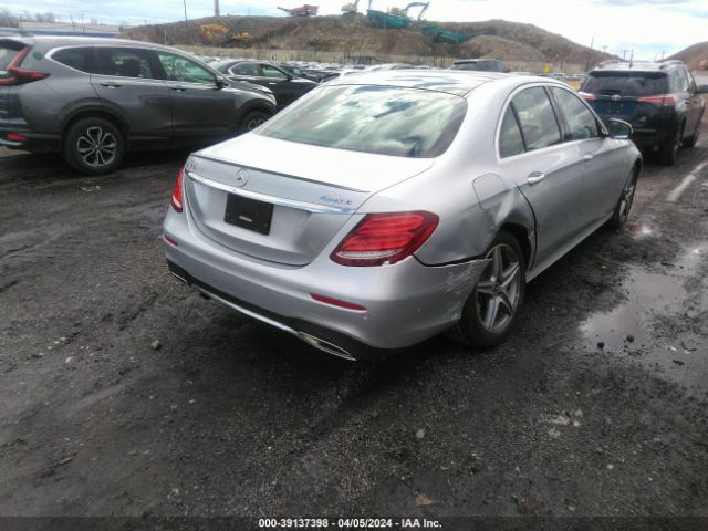 WDDZF4KBXKA520964 Mercedes-Benz E 300 4matic