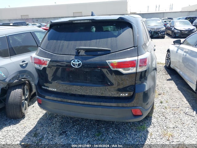 Toyota Highlander Xle V6 2015 5TDKKRFH3FS093204 Image 16