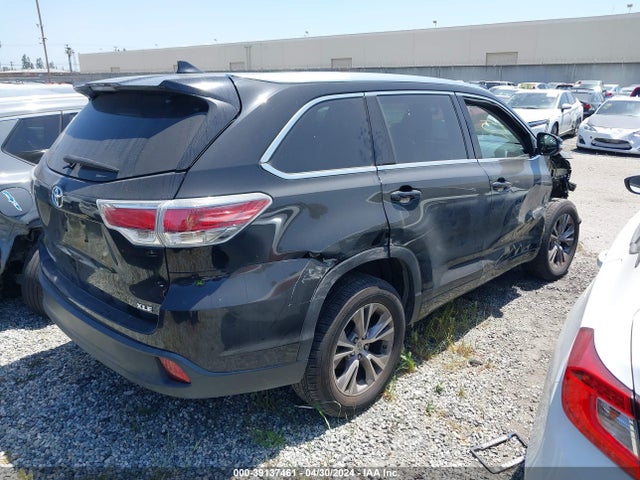 Toyota Highlander Xle V6 2015 5TDKKRFH3FS093204 Image 4
