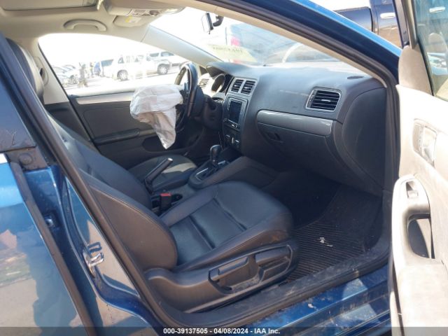 3VWDB7AJ5HM387842 Volkswagen Jetta 1.4t Se