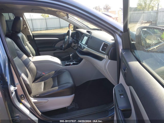 Toyota Highlander Le Plus 2017 5TDZZRFH0HS206555 Image 5