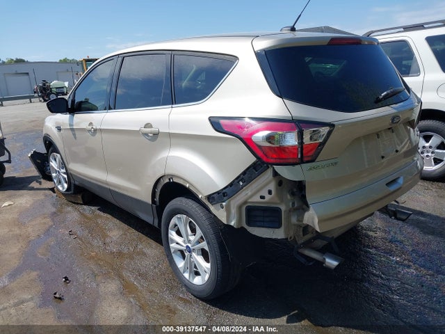 Ford ESCAPE SE 2017 1FMCU0GD7HUD83994 Image 3