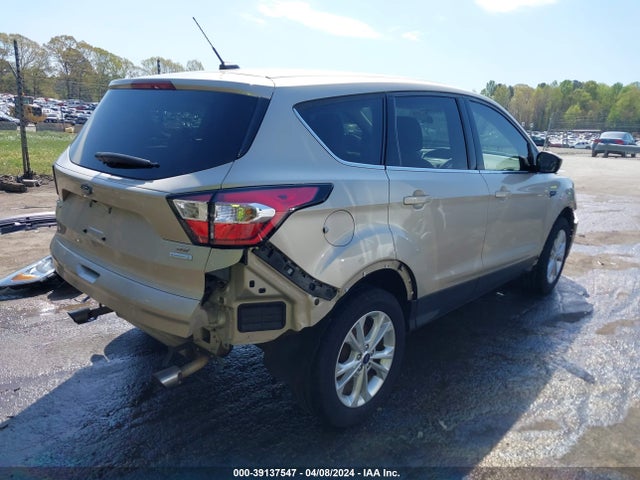 Ford ESCAPE SE 2017 1FMCU0GD7HUD83994 Image 4