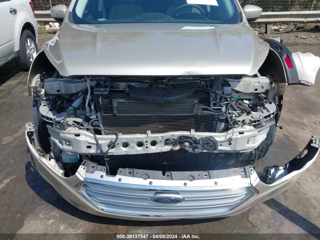 Ford ESCAPE SE 2017 1FMCU0GD7HUD83994 Image 6