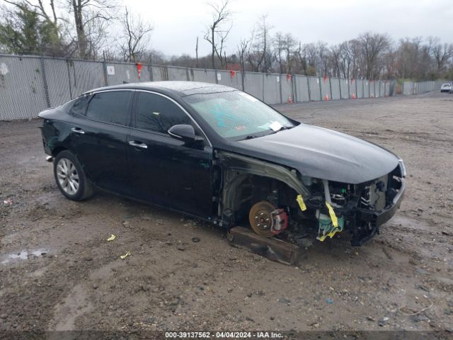 2018 Kia Optima S მანქანა იყიდება აუქციონზე, vin: 5XXGT4L33JG207436, აუქციონის ნომერი: 39137562