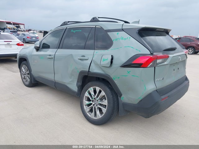 Toyota Rav4 Xle Premium 2023 2T3C1RFV2PW257460 Image 3