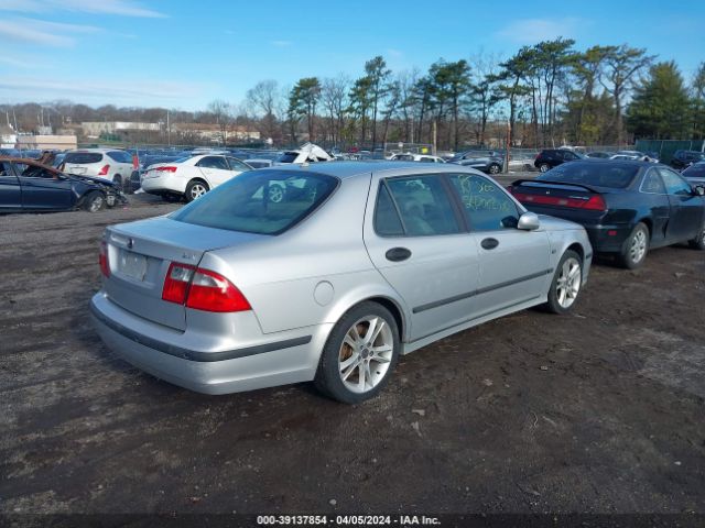 2004 SAAB 9-5 YS3ED49A443506876 Photo 3