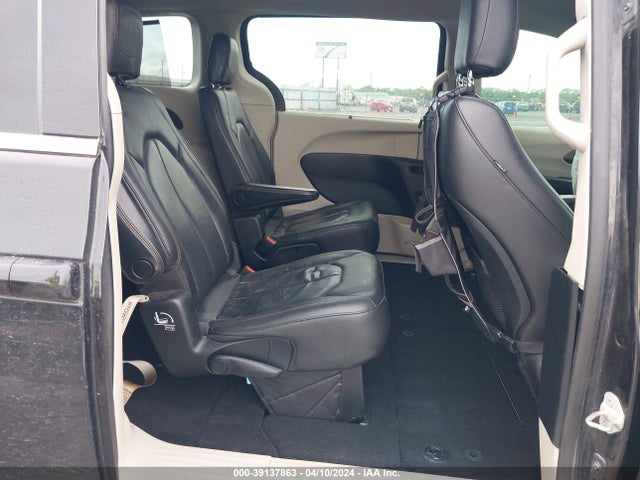 Chrysler Pacifica Touring L 2019 2C4RC1BG1KR581354 Image 8