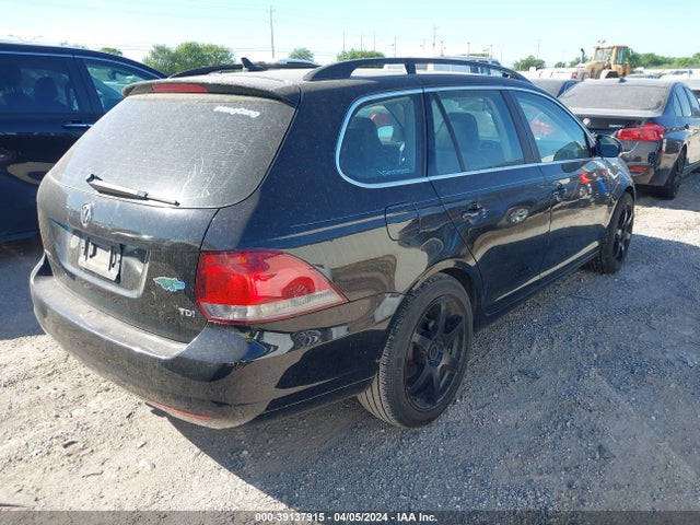 3VWPL7AJ9EM616156 Volkswagen Jetta Sportwagen 2.0l Tdi