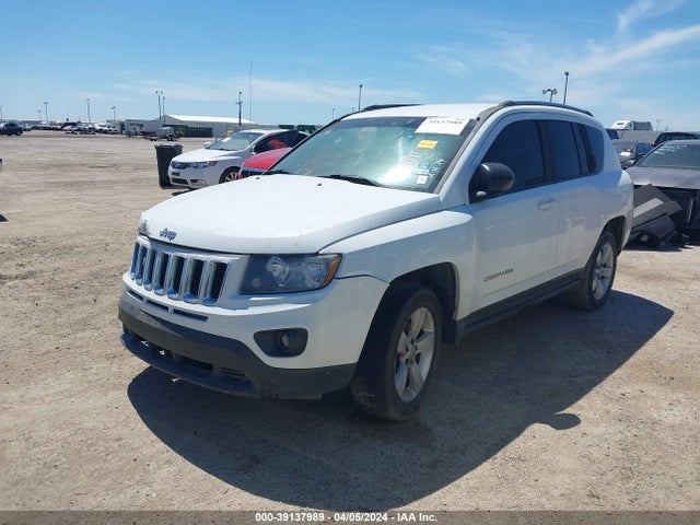 Jeep Compass Sport 2016 1C4NJCBA0GD621932 Image 2