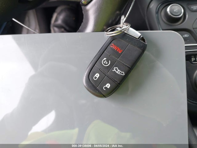 1C3CCCBB1FN697764 Chrysler 200 S