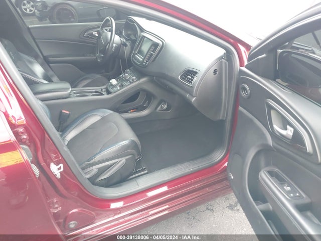 Chrysler 200 S 2015 1C3CCCBB1FN697764 Image 5