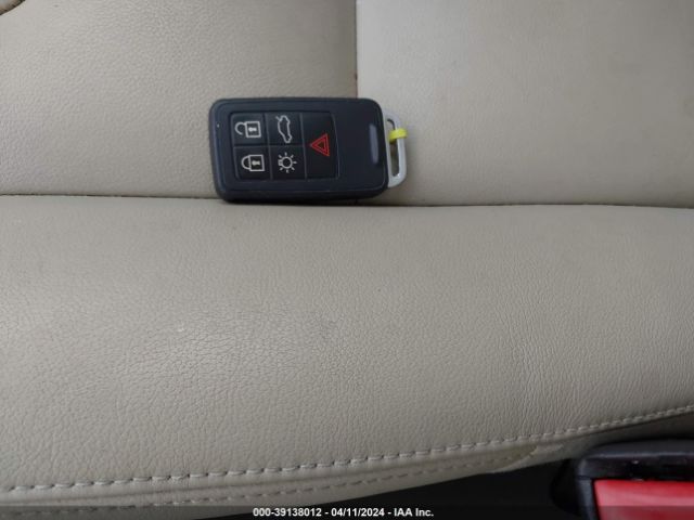 YV4902RK7F2746530 Volvo Xc60 T6