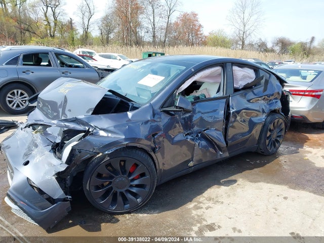 7SAYGDEF3PF780111 Tesla Model Y Awd/performance Dual Motor All-wheel Drive