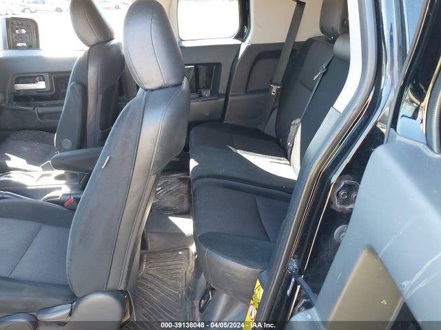 Toyota FJ Cruiser 2014 JTEBU4BF0EK205380 Image 8