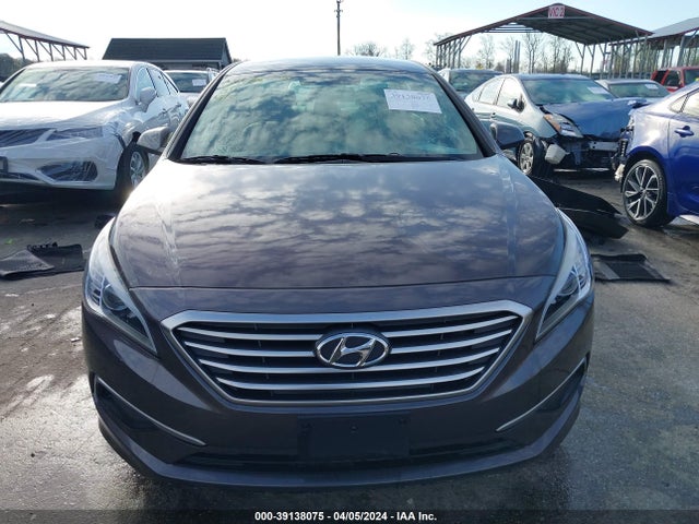 Hyundai SONATA SE 2017 5NPE24AF6HH443035 Image 13