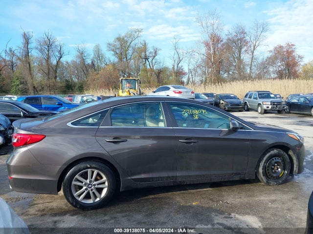 Hyundai SONATA SE 2017 5NPE24AF6HH443035 Image 14