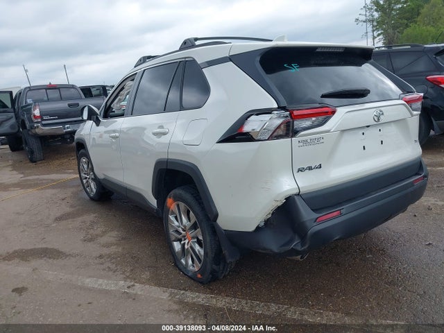 Toyota Rav4 Xle Premium 2021 2T3C1RFV8MW146682 Image 3