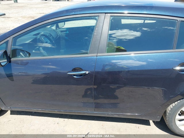 KIA FORTE LX 2017 KNAFK5A88H5726173 Image 14
