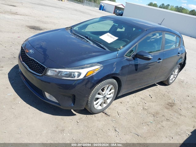 KIA FORTE LX 2017 KNAFK5A88H5726173 Image 2