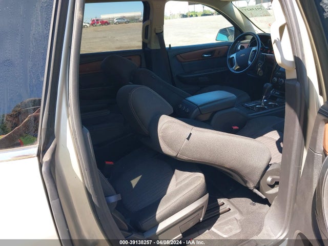 Chevrolet Traverse 1lt 2015 1GNKRGKDXFJ213314 Image 8