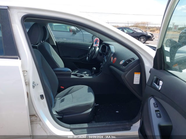 KIA OPTIMA HYBRID 2015 KNAGM4AD5F5077905 Image 5